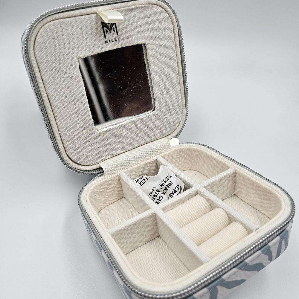 Milly‎ Blue Zebra Print Traveling Jewelry Case Mini Square Zip Organizer Mirror